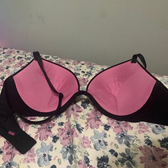 Vs bra - Picture 2 of 3